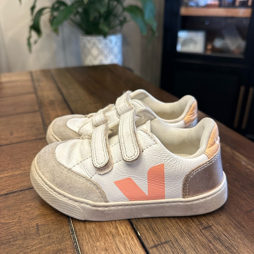 Veja Kids Velcro Sneakers - White and Peach